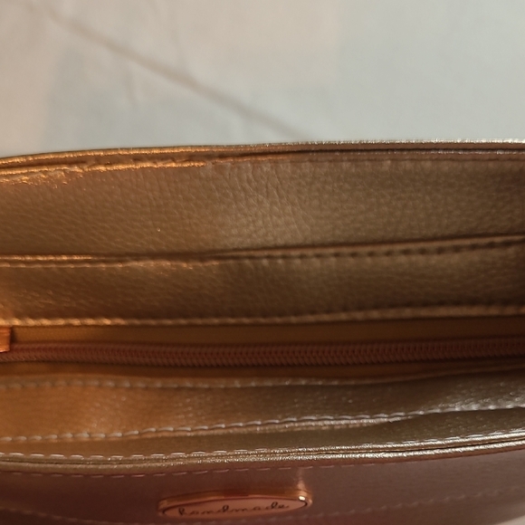 Handmade Rose Gold Women's Leather Crossbody Bag - Picture 8 of 9